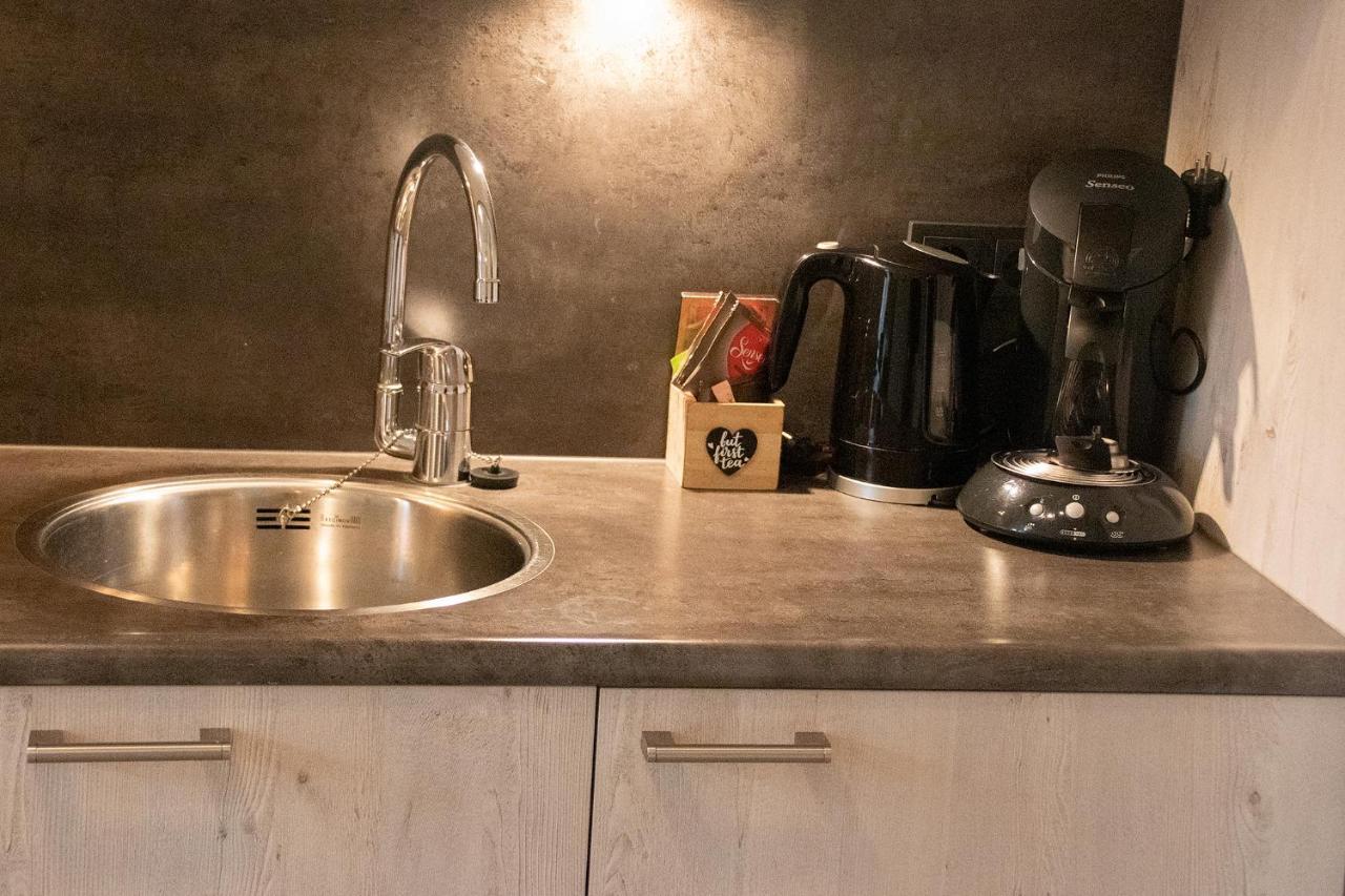 Koetsementen Appartementen Met Strandcabine Домбург Екстериор снимка