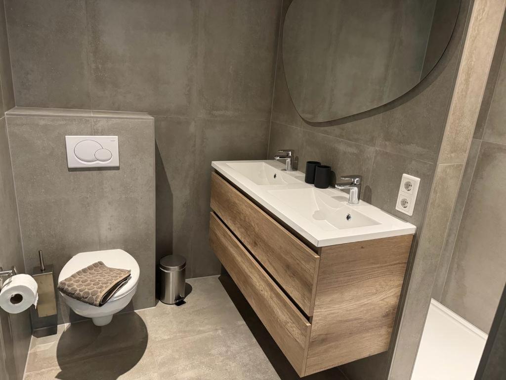 Koetsementen Appartementen Met Strandcabine Домбург Екстериор снимка